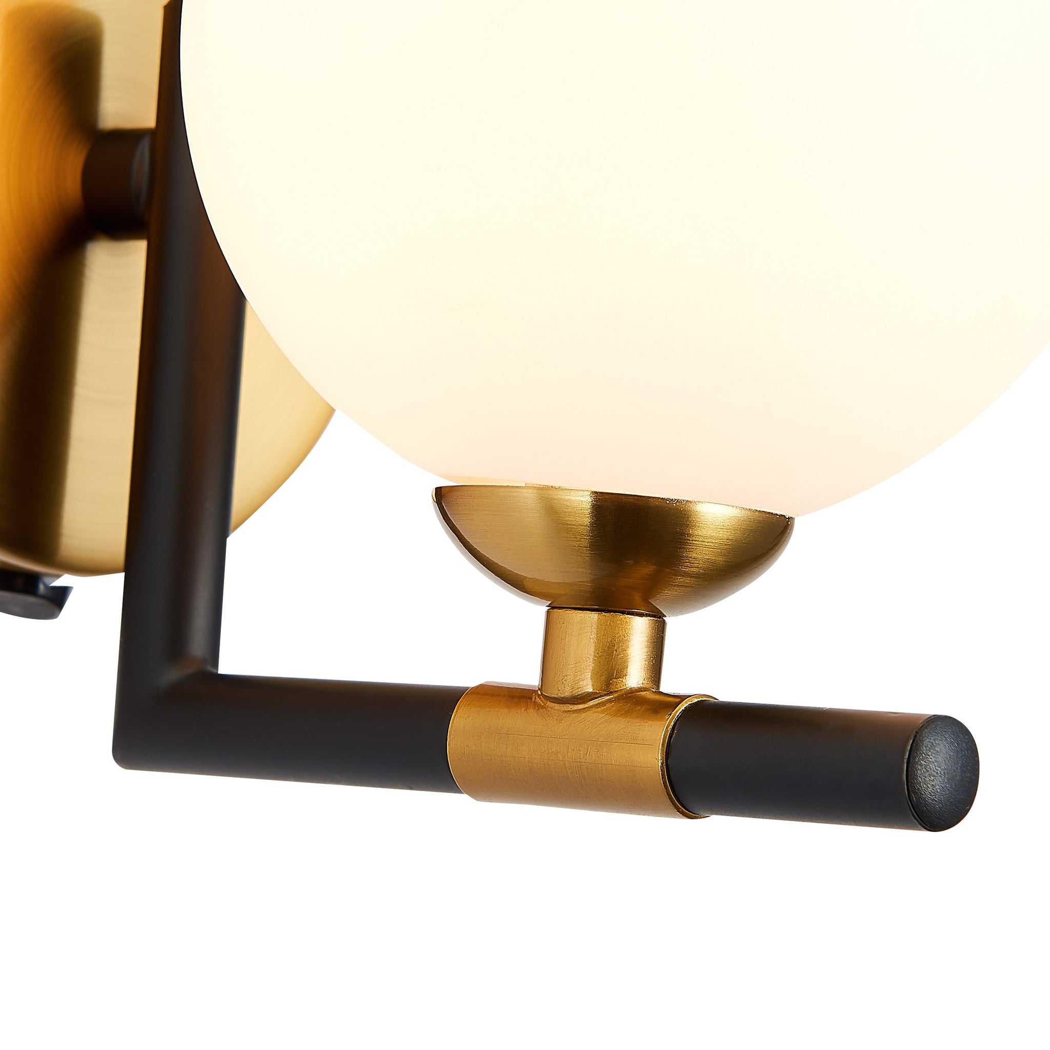 1 Bulb Wall Light in Matt Black and Antique Brass from LX-Batley LXBATL010MB1WAL